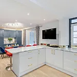아파트 3 Bed In Oc-92158 해러게이트
