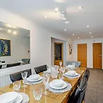 3 Bed In Oc-92158 Apartment *