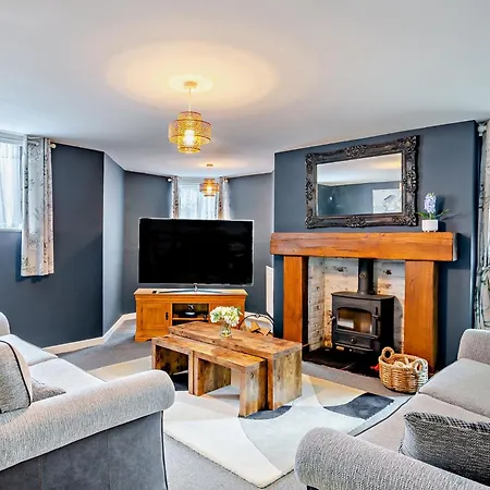 3 Bed In 92158 Holiday home