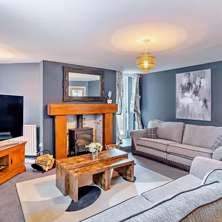 3 Bed In 92158 Holiday home