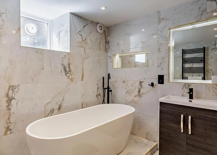 Appartement 3 Bed In Oc-92158 *